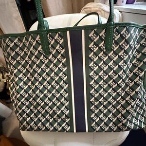 Tory Burch Geo Monogram Large Tote